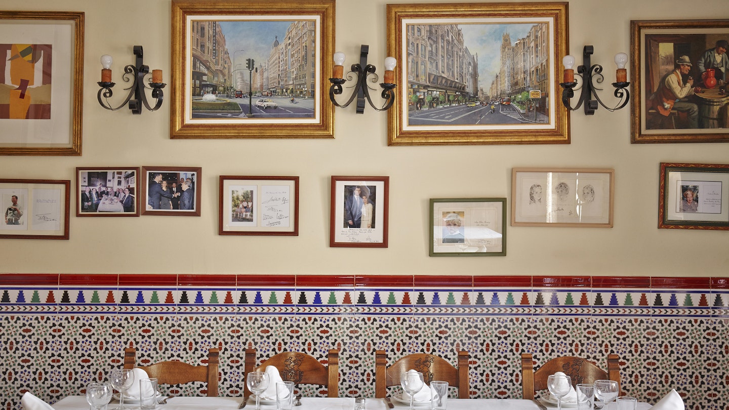 Explore Madrid’s Historic Tapas Bars and Restaurants