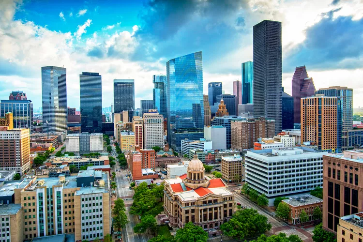 Ultimate Guide to Exploring Houston: Top Attractions & Travel Tips