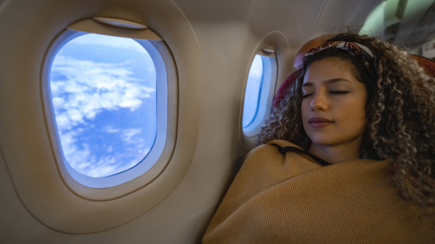 Expert Tips to Overcome Jet Lag for Frequent Business Travelers