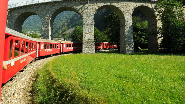 Explore 13 Spectacular Virtual Train Rides Worldwide You Can Enjoy Now