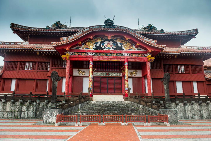 Historic 500-Year-Old Shuri Castle in Okinawa Ravaged by Fire (Watch Video)