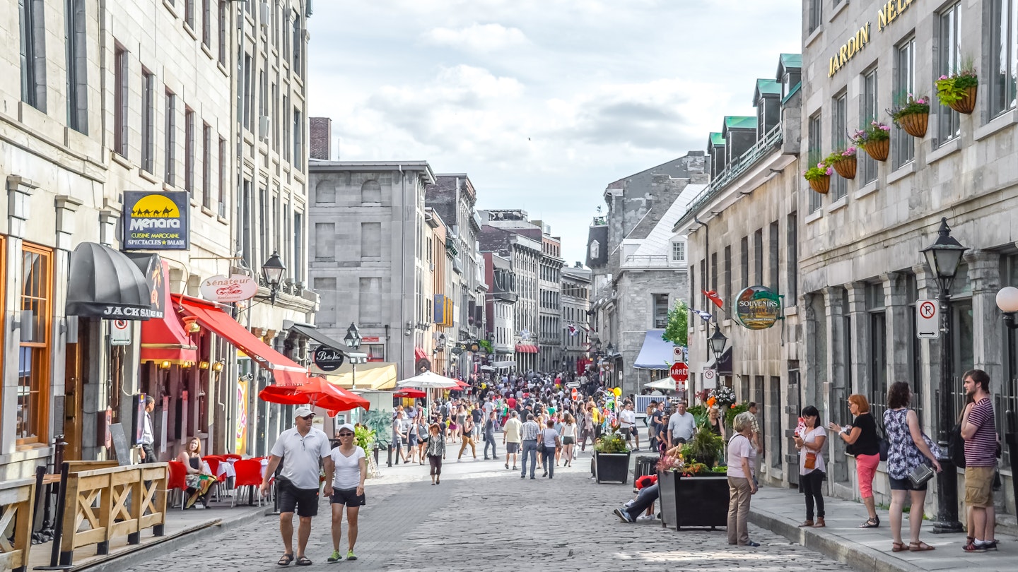 Top Outdoor Dining Spots in Montreal